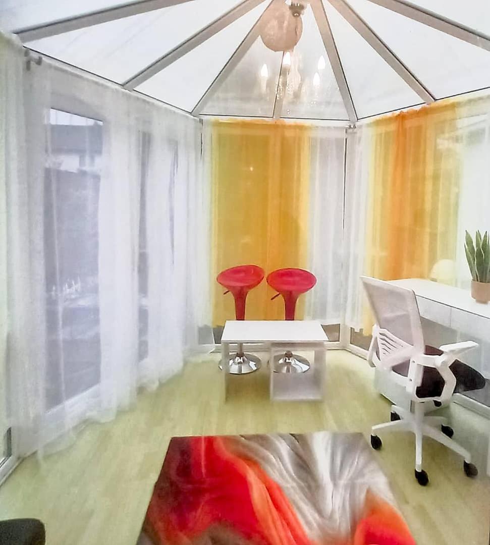Golden Plush Suites - Beautiful Luxury 3 Bed House In Лестър Екстериор снимка